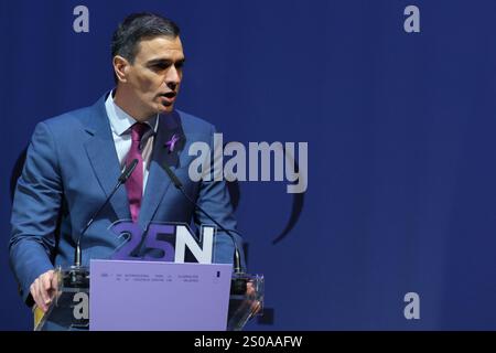 Sanchez eröffnet anlässlich des Internationalen Tages zur Beseitigung der Gewalt gegen Frauen eine Veranstaltung zur Gleichstellung mit Pedro Sanchez Wo: Madrid, Spanien Wann: 25. November 2024 Credit: Oscar Gonzalez/WENN Stockfoto
