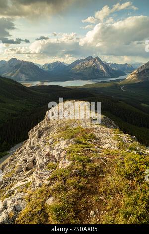 Ausblicke beim Wandern auf dem Tent Ridge im Kananaskis Country von Alberta Stockfoto