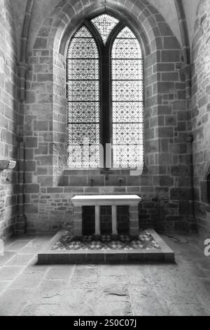 129 Lancet an der Südwand des 13. Jahrhunderts errichtete Sainte Madeleine-Saint Magdalene Kapelle im gotischen Stil, Le Mont-Saint-Michel. Normandie-Frankreich. Stockfoto