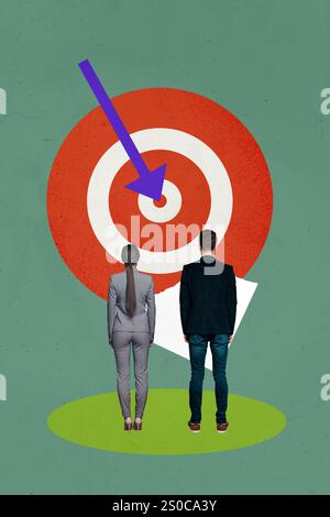 Composite Trend Artwork Skizze Foto Collage des Händlers Business Pfeil Ziel Zentrum Geschäftsleute Stand junge Dame Mann Uniform zurück. Stockfoto