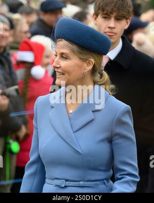 Sandringham, Großbritannien. 25. Dezember 2024 Sophie, Herzogin von Edinburgh, Ankunft mit anderen Mitgliedern der königlichen Familie in der St. Mary Magdalene Church in Sandringham Stockfoto