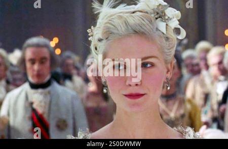 MARIE ANTOINETTE 2006 Sony Pictures veröffentlicht Film mit Kirsten Dunst als französische Königin Stockfoto