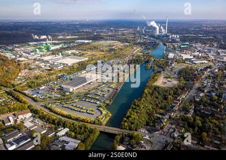 Aus der Vogelperspektive am Westhafen, CTH Containerterminal am Rhein-Herne-Kanal, rechts Wanne-Eickel-Schleuse und das Messegelände mit Weihnachtsmarkt Co Stockfoto