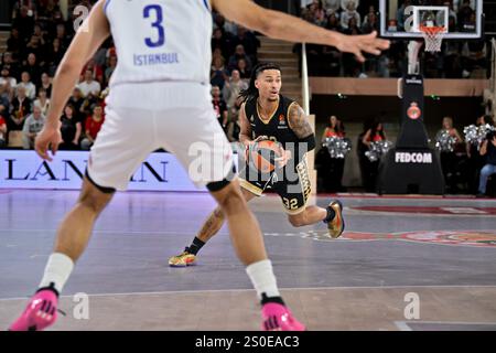 Als Monaco-Spieler #32 sind Matthew Strazel und Istanbul-Spieler #3 Jordan Nwora beim Euroleague-Spiel zwischen AS Monaco und Anadolu Efes Istanbul in Gaston Medecin Hall zu sehen. Endergebnis: AS Monaco 94 - 75 Anadolu Efes Istanbul Stockfoto
