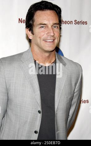 Jeff Probst bei den HRTS „Broadcasting Reality: Show Me the Money!“ Newsmaker Luncheon fand am 22. April 2009 im Beverly Hilton Hotel in Los Angeles, USA statt. Stockfoto