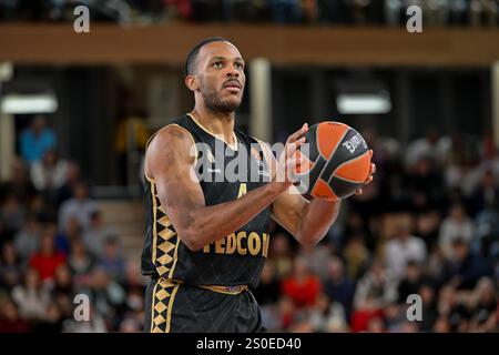 Monaco, Monaco. Dezember 2024. Jaron Blossomgame, der 4. Nationalspieler von Monaco, wird während des Euroleague-Spiels zwischen AS Monaco und Anadolu Efes Istanbul in der Gaston Medecin Hall gesehen. Endergebnis: AS Monaco 94 - 75 Anadolu Efes Istanbul (Foto: Laurent Coust/SOPA Images/SIPA USA) Credit: SIPA USA/Alamy Live News Stockfoto