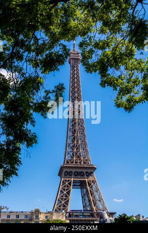 Eiffelturm benannt nach Gustave Eiffel, Champ de Mars, Paris, Frankreich. Stockfoto