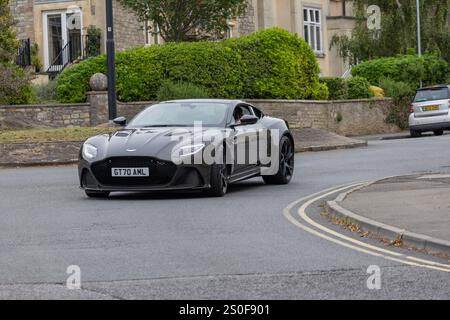 Aston Martin DBS V12 Stockfoto