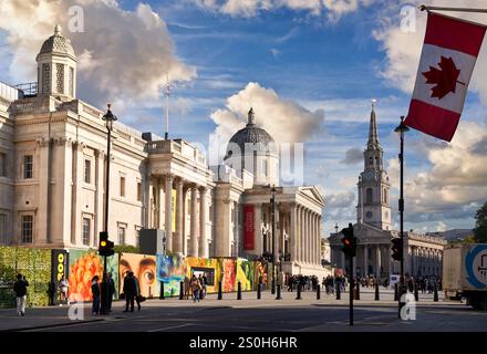 Trafalgar Square mit St. Martins in the Field, High Commission of Canada in the United Kingdom, National Gallery, West End, London, England, UK Stockfoto