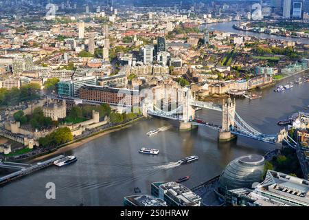 Tower Bridge, Tower of London, Themse, Blick von The Shard, London, England, Großbritannien Stockfoto