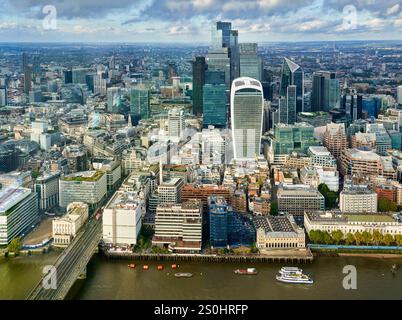 Skyline, City of London, Gebäude des Finanzviertels, Blick von The Shard, London, England, Großbritannien Stockfoto