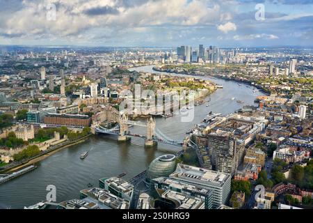 Tower Bridge, Tower of London, Themse, Blick von The Shard, London, England, Großbritannien Stockfoto
