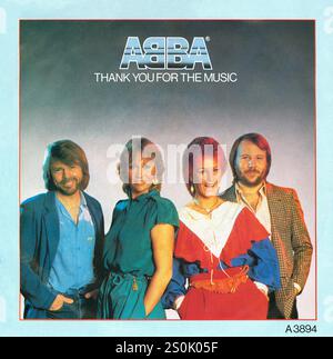 45 RPM 7' britische Plattenhülle von Thank You for the Music von ABBA auf dem Label Epic vom November 1983 (von ABBA - das Album erschien im Januar 1978). Geschrieben und produziert von Benny Andersson und Björn Ulvaeus. Stockfoto