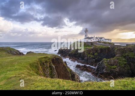 Fanad Head Lighthouse, Leuchtturm, Fanad Head, Sunrise, County Donegal, Irland, Europa Stockfoto