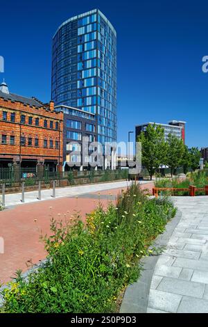 Großbritannien, South Yorkshire, Sheffield, Castlegate, Blick auf das IQuarter Building. Stockfoto