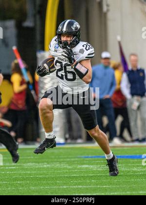 Orlando, FL, USA. Dezember 2024. Iowa State Wirbelstürme, die Carson Hansen (26) während des Pop Tarts Bowl in Orlando, FL, zurücklaufen. Romeo T Guzman/Cal Sport Media/Alamy Live News Stockfoto