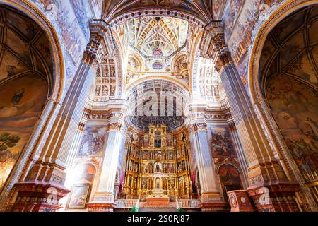 Granada, Spanien - 20. Oktober 2021: Kloster St. Jerome oder Jeronimo Monasterio in Granada, Region Andalusien in Spanien Stockfoto