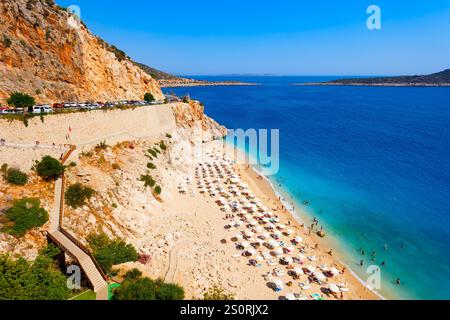 Panoramablick auf Kaputas Beach. Kaputas oder Kaputash ist ein kleiner Strand zwischen Kas und Kalkan in der Provinz Antalya in der Türkei. Stockfoto