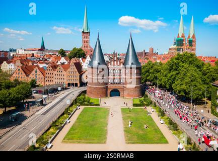 Holstentor oder Holstein Tor oder später Holstentor ist ein Stadttor und Museum in der Lübecker Altstadt in Deutschland Stockfoto