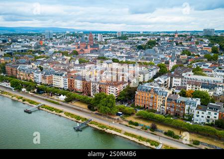 Mainzer Altstadt Antenne Panoramablick. Mainz ist die Hauptstadt und größte Stadt von Rheinland-pfalz in Deutschland Stockfoto