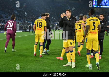 Rom, Latium. Dezember 2024. Atalanta-Spieler während des Spiels der Serie A zwischen Lazio und Atalanta im Olympiastadion in Rom, Italien, 28. Dezember 2024. Gutschrift: massimo insabato/Alamy Live News Stockfoto