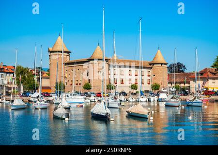 Mittelalterliche Burg in Morges. Morges ist eine Stadt am Ufer des Genfer Sees im Kanton Waadt in der Schweiz Stockfoto