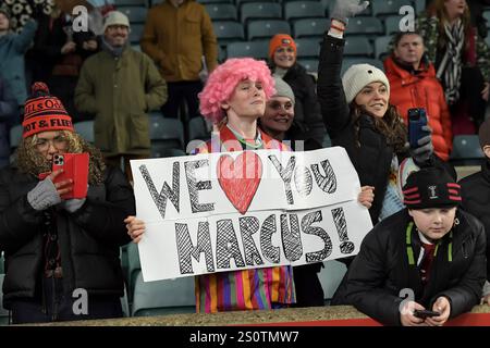 Twickenham, London, Großbritannien. Dezember 2024. Harlequins Fan beim Gallagher Premiership Rugby Big Game 16 zwischen Harlequins und Leicester Tigers im Allianz Stadium, Twickenham am 28. Dezember 2024 in London. Foto von Gary Mitchell Credit: Gary Mitchell, GMP Media/Alamy Live News Stockfoto