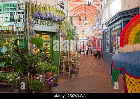 Innenraum des überdachten Marktes in Oxford, Vereinigtes Königreich Stockfoto