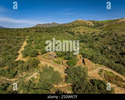 Dolmen der Creu d'en Cobertella, im Cap de Creus, innerhalb der Megalithroute der Rosen (Alt Empordà, Girona, Katalonien, Spanien) Stockfoto