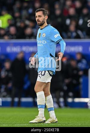 Leicester, Großbritannien. Dezember 2024. Bernardo Silva von Manchester City reagiert auf das Premier League-Spiel im King Power Stadium in Leicester. Der Bildnachweis sollte lauten: Cody Froggatt/Sportimage Credit: Sportimage Ltd/Alamy Live News Stockfoto