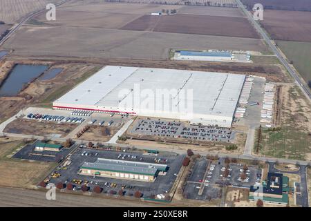 Luftaufnahme des großen Lagerverteilerzentrums in Sikeston, Missouri, USA. Stockfoto