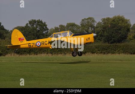 De Havilland, Kanada, DHC-1, Chipmunk-Trainingsflugzeug, im Flug Stockfoto