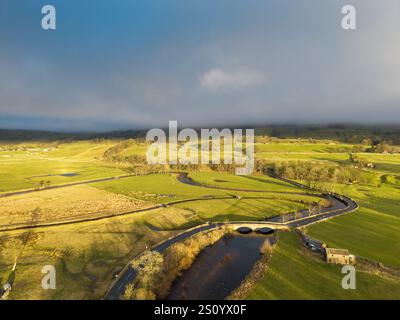 Haylands Bridge over the River ure bei Hawes im Yorkshire Dales National Park, Großbritannien. Stockfoto