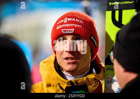 Oberstdorf, Deutschland. Dezember 2024. Karl GEIGER, GER bei der 73. Vier-Schanzentournier Skispringen am 28. Dezember 2024 in der Schattenbergschanze ORLEN Arena in Oberstdorf, Bayern, Fotograf: ddp Images/STAR-Images Credit: ddp Media GmbH/Alamy Live News Stockfoto