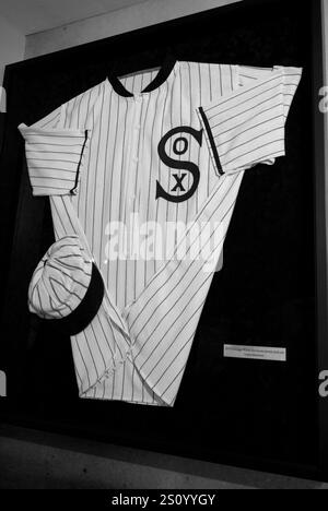 Ausstellung von Uniformen im Shoeless Joe Jackson Museum in Greenville, South Carolina. USA Stockfoto