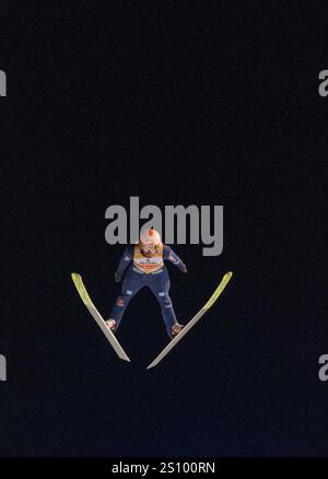 Pius PASCHKE, GER im Fluchtkampf bei der 73. Vier-Schanzentournier Skispringen am 28. Dezember 2024 in der Schattenbergschanze ORLEN Arena in Oberstdorf, Bayern, Deutschland, Fotograf: Peter Schatz Stockfoto