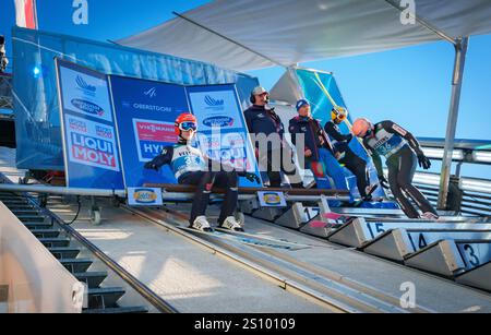 Oberstdorf, Deutschland. Dezember 2024. Stephan LEYHE, GER bei der Flugaktion 73. Vier-Schanzentournier Skispringen am 28. Dezember 2024 in der Schattenbergschanze ORLEN Arena in Oberstdorf, Bayern, Fotograf: ddp Images/STAR-Images Credit: ddp Media GmbH/Alamy Live News Stockfoto