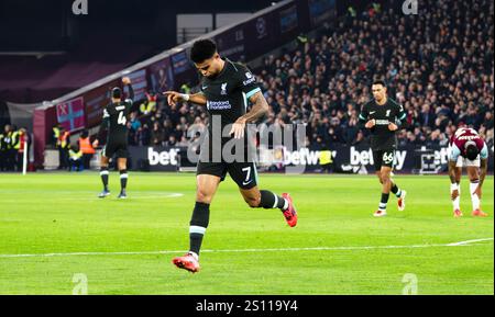 London, Großbritannien. Dezember 2024. Luis Diaz aus Liverpool feiert, nachdem er sein Team zum 1. Tor erzielte. Premier League Spiel, West Ham Utd gegen Liverpool im London Stadium, Queen Elizabeth Olympic Park in London am Sonntag, 29. Dezember 2024. Dieses Bild darf nur für redaktionelle Zwecke verwendet werden. Foto nur für redaktionelle Verwendung von Sandra Mailer/Andrew Orchard Sportfotografie/Alamy Live News Credit: Andrew Orchard Sportfotografie/Alamy Live News Stockfoto