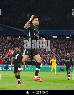 London, Großbritannien. Dezember 2024. Luis Diaz aus Liverpool feiert, nachdem er sein Team zum 1. Tor erzielte. Premier League Spiel, West Ham Utd gegen Liverpool im London Stadium, Queen Elizabeth Olympic Park in London am Sonntag, 29. Dezember 2024. Dieses Bild darf nur für redaktionelle Zwecke verwendet werden. Foto nur für redaktionelle Verwendung von Sandra Mailer/Andrew Orchard Sportfotografie/Alamy Live News Credit: Andrew Orchard Sportfotografie/Alamy Live News Stockfoto