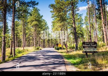 Deadwood SD USA - 25. August 2017: Eintritt zum Roubaix Lake ist ein kleiner See in der Nähe von Rapid City und Deadwood, South Dakota. Stockfoto