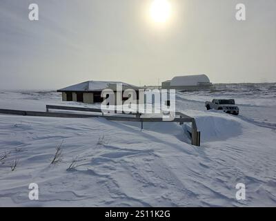 Instandhaltungsgebäude am Cape Merry in Churchill, Manitoba, Kanada Stockfoto