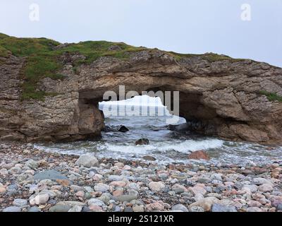 Der Arches Provincial Park in Portland Creek, Neufundland & Labrador, Kanada Stockfoto