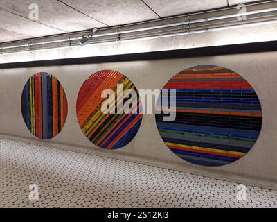 Circle 1966 an der U-Bahnstation Peel in Montreal, Quebec, Kanada Stockfoto