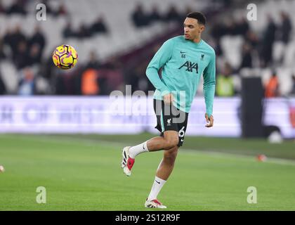 London, Großbritannien. Dezember 2024. Während des Premier League-Spiels im London Stadium. Der Bildnachweis sollte lauten: Paul Terry/Sportimage Credit: Sportimage Ltd/Alamy Live News Stockfoto