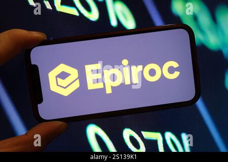 Polen. Dezember 2024. In dieser Abbildung wird das Firmenlogo von Epiroc auf einem Smartphone-Bildschirm angezeigt. Quelle: SOPA Images Limited/Alamy Live News Stockfoto