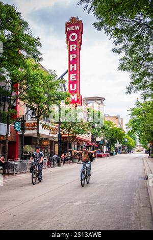 Madison, WI USA - 27. August 2017: Das historische Art déco Orpheum Theater befindet sich einen Block vom Wisconsin State Capitol entfernt. Stockfoto