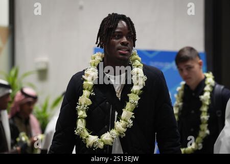 Riad, Saudi-Arabien. Dezember 2024 30. Inter Mailand's Yann Aurel Bisseck Ankunft am King Khalid International Airport während des EA Sports FC Supercup 2024/2025 - Sport, Fußball - Riad, Saudi Arabien - Montag, 30. Dezember 2024 (Foto: Massimo Paolone/LaPresse) Credit: LaPresse/Alamy Live News Stockfoto
