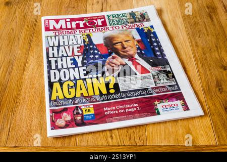 7. November 2024. Die Titelzeile von Daily Mirror lautet: Was haben sie ... noch einmal getan? Nach der zweiten Wahl von Donald Trump. Stockfoto