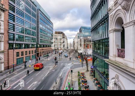 Blick nach Norden entlang der Farringdon Street vom Holborn Viaduct, London. Stockfoto