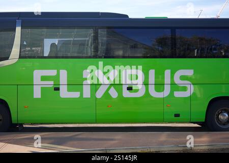 Venedig, Italien. Dezember 2024. Ein Flixbus. Stockfoto